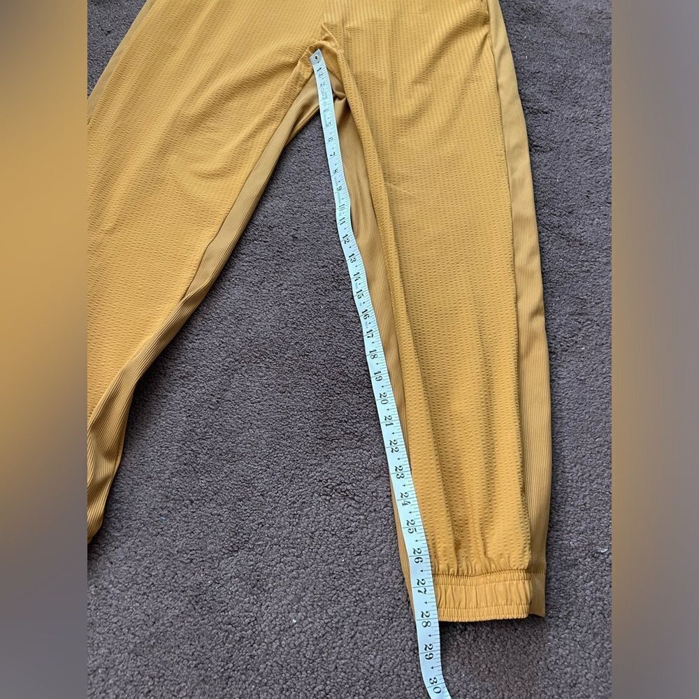 Athleta Textured Brooklyn Joggers in Tuscan Gold - Picture 12 of 14